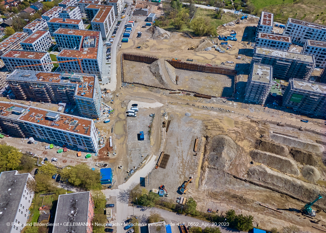 21.04.2023 - Luftbilder von der Baustelle Alexisquartier und Pandion Verde in Neuperlach